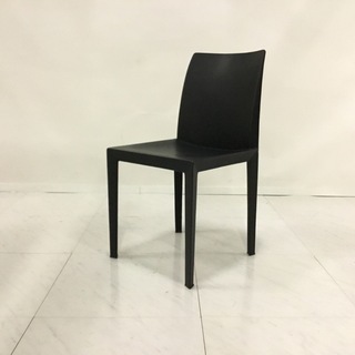 Poltrona Frau 】ダイニングチェア LOLA 本革ブラック 約10万円 Y0-0254
