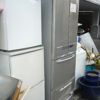 トーシバ４０７リットル冷蔵庫２００４年中古６ドア