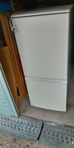 2016年製 シャープ 2ドア冷蔵庫