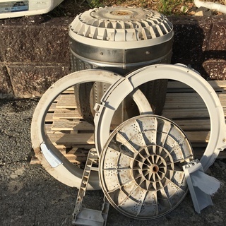 ハイアール5.5K洗濯機2016年製分解クリーニング済み！！