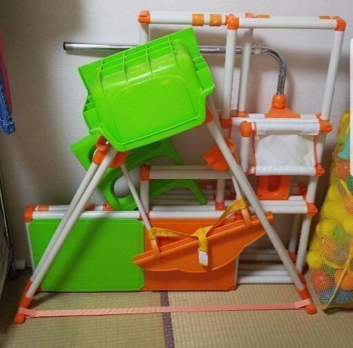 鉄棒　滑り台　ジャングルジム
