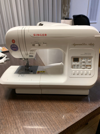 【新品★SINGER コンピュータミシン　SY-180E】