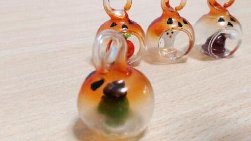 ハロウィンのガラス細工4つ Saya 新板橋の年中行事用品 その他 の中古あげます 譲ります ジモティーで不用品の処分 ハロウィンのガラス細工4つ Saya 新板橋の年中行事用品 その他 の中古あげます 譲ります ジモティーで不用品の処分