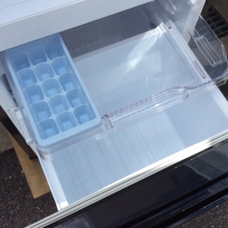 RKGRE-161】特価！三菱/146L 2ドア冷凍冷蔵庫/MR-P15C-B/中古美品/2017