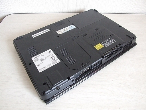 高速SSD240GB搭載 Fujitsu LIFEBOOK AH53/C ノートパソコン (3822)