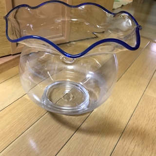 金魚鉢　ガラス製　青ふち