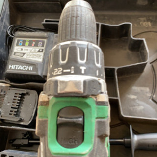 日立工機18v13ミリコードレス振動ドライバドリルDV 18DBL2