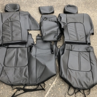 良品！ ランクル 200 革調 シートカバー 8人乗り used