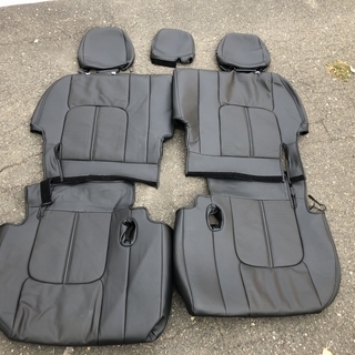 良品！ ランクル 200 革調 シートカバー 8人乗り used