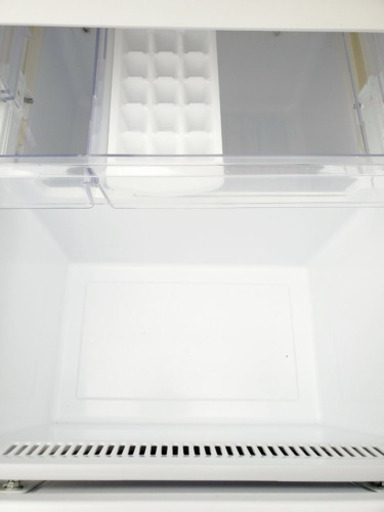 2015年製‼️157L433番 AQUA✨ノンフロン冷凍冷蔵庫❄️AQR-16D(W)‼️
