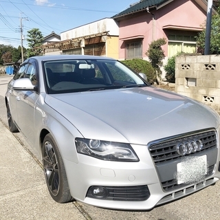 アウディ　A4　1.8TFSI　SEパッケージ　地デジ・革シート...