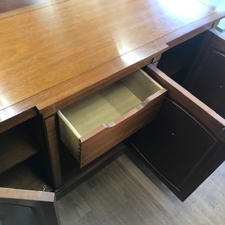 【ﾄﾚﾌｧｸ浦和店】サイドボード売場展示中！【DREXEL HERITAGE】