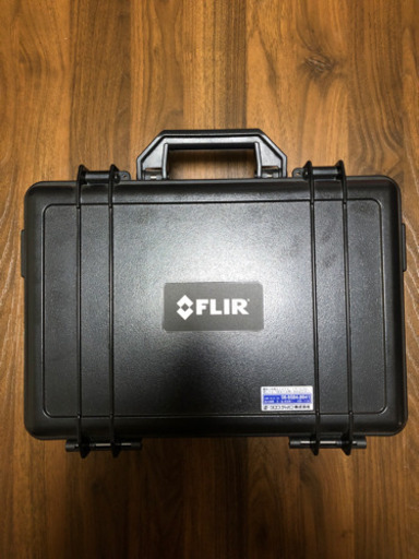 赤外線サーモグラフィー　FLIR i3（フリアー）放射温度計　サーモカメラ