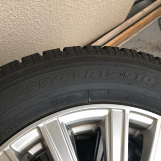 ステップワゴンRGー1用スタッドレスタイヤ ホイル込