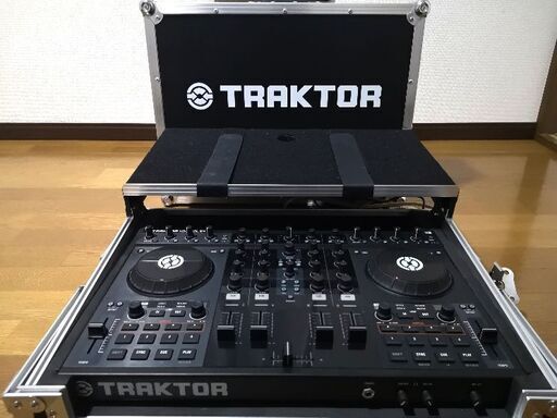 TRAKTOR KONTROL S4 (美品)
