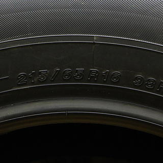 未使用 BluEarth ブルーアース E51A 215/65R16 18年製4本(T1375Ykxx)