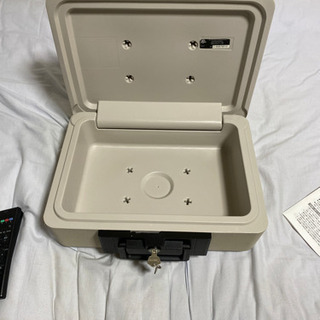 ポータブル耐火保管庫金庫火事などから守る マックス 幕張本郷のその他の中古あげます 譲ります ジモティーで不用品の処分