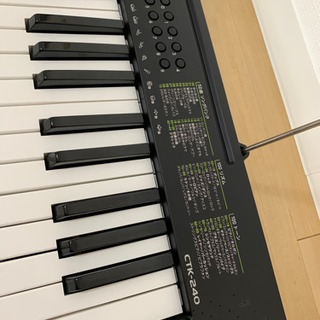 【CASIO カシオ】電子ピアノ　CTK-240 