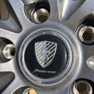 ★215/60r16 スタッドレスタイヤ 17年製