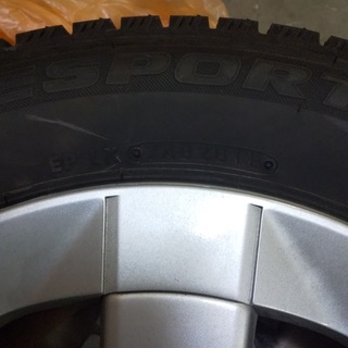 2018年製スタッドレス ホイール付４本 185/65R15 発砲ゴム 8分山