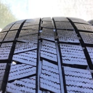 【新品同様】ゴムしなやか！！バリ溝スタッドレスアルミ４本★傷なし★早めの準備で安心を