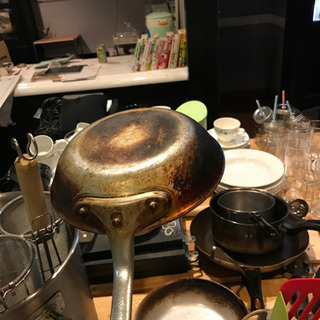 大鍋、パスタてぼ×3、アルミフライパン×2