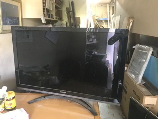 TOSHIBA  液晶カラーテレビ