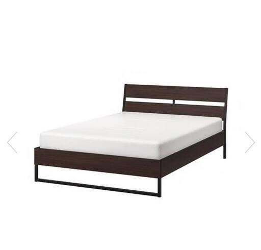 クイーンベッド \u0026 マットレス（QUEEN　BED \u0026 Mattress)