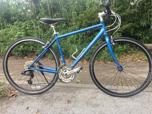 クロスバイク　GIANT　ESCAPE R3　465㎜　ブルー