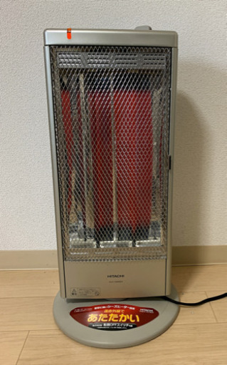 日立リビングサプライ　シーズヒーター HLH-1040SE4 2016年製　転倒OFFスイッチ 首振り 電気ストーブ 遠赤外線 シルバー 日立リビングサプライ シーズヒーター HLH-1040SE4 2016年製 転倒OFF