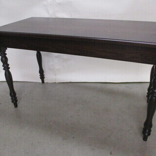 【引き取り限定】木製　テーブル　飾り台　ディスプレイ　