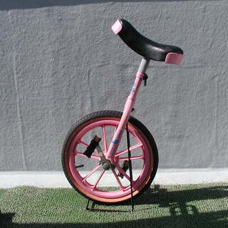 子ども用一輪車（要タイヤチューブ交換）ピンク色16インチ