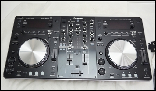 美品 パイオニア XDJ-R1 ワイヤレスDJシステム DJミキサー マルチ 
