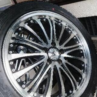 交渉中   プリウス 17インチスタッドレスタイヤ PCD100