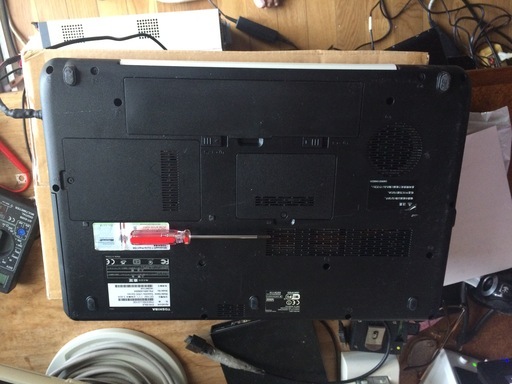 直に使用出来ます。東芝 dynabook EXE/55LE Core i3-330Mです。OSは