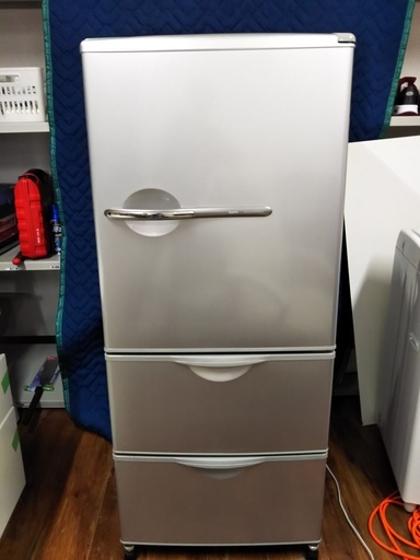 取引中-SANYO ３ドア冷凍冷蔵庫 SR-261R(S)