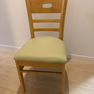 普通の椅子