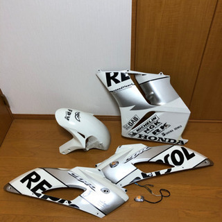 cbr1000rr  sc57 レプソル  カウル