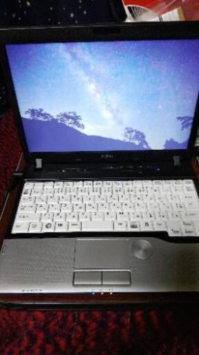 富士通　モバイルPC Windows10