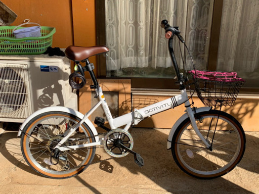 取引完了です。折りたたみ自転車白20インチ6変速