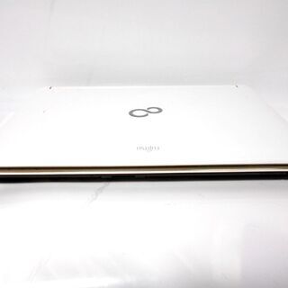 ノートパソコン譲ります。即使える マウス付き/メモリ4G/750G/Core i3