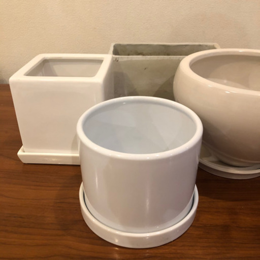 受け皿付き植木鉢4個セット陶器 ともこ 田町の生活雑貨の中古あげます 譲ります ジモティーで不用品の処分