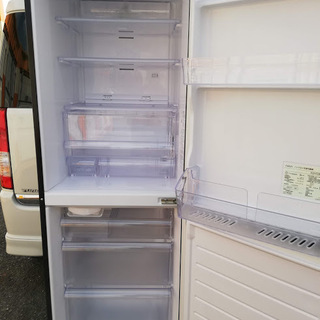 ◼️商談中■お買い得！■2017年製■AQUA アクア 冷蔵庫(275L・右開き) ピアノブラック AQR-D28F(K)