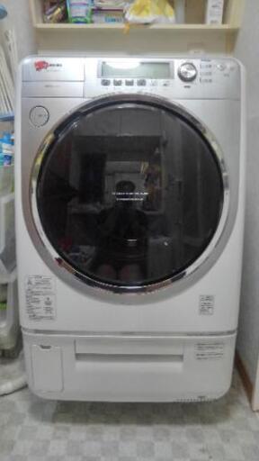 11月12日即決！　東芝　ドラム洗濯機　TW-Q700R