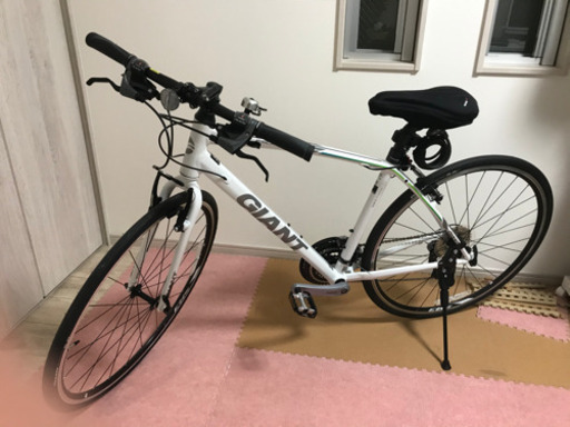 【受付終了】新品同様Giant Escape RX3売ります。