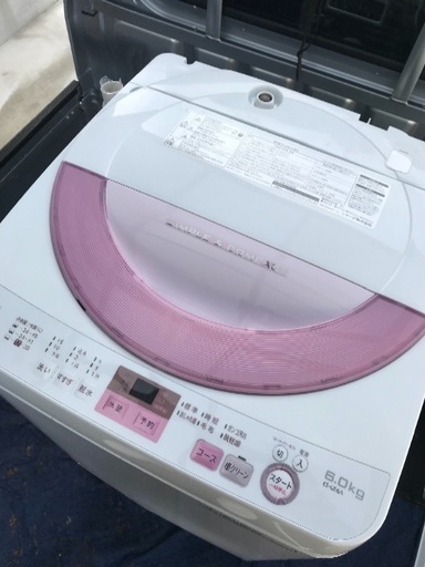 取引中高年式2017年製シャープ全自動洗濯機容量6キロ美品。千葉県内配送無料。設置無料。
