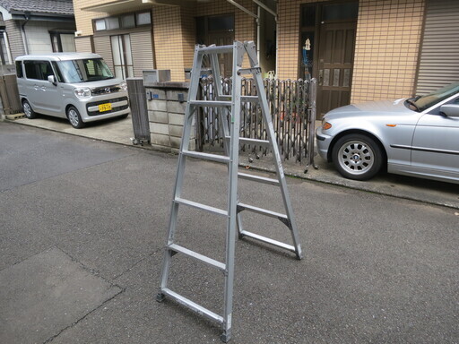 脚立 アジャスター付き　KL-18