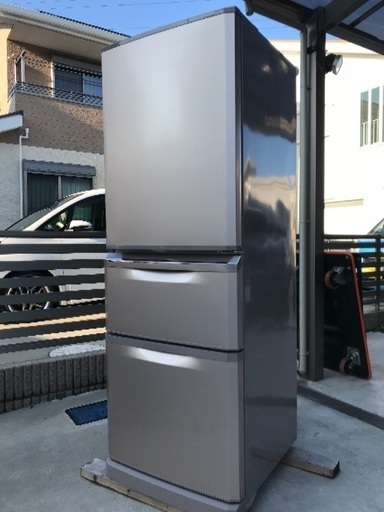 取引中2013年製三菱冷凍冷蔵庫3ドア美品。千葉県内配送無料。設置無料。