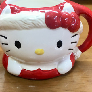 クリスマスに！キティちゃんのサンタさんカップ