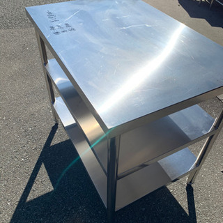 ☆中古品　業務用作業台　900x600x800mm☆
